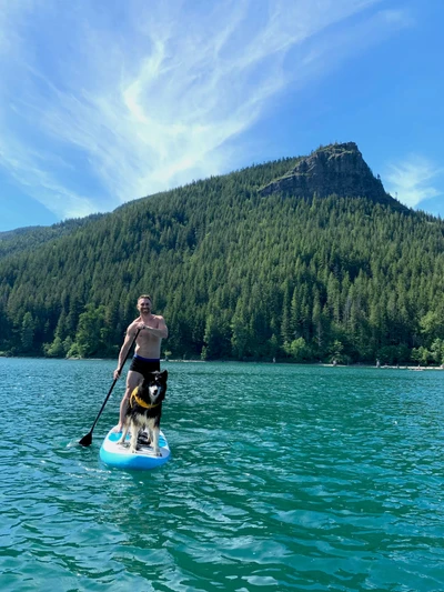Paddleboarding with Stud on Rattlesnake Lake